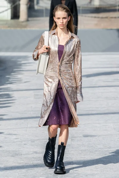 Look 21